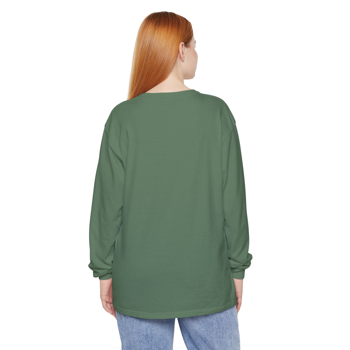 Christmas Morning Vintage Santa Long Sleeve T-Shirt – Cozy Garment-Dyed Woodland Christmas Tee