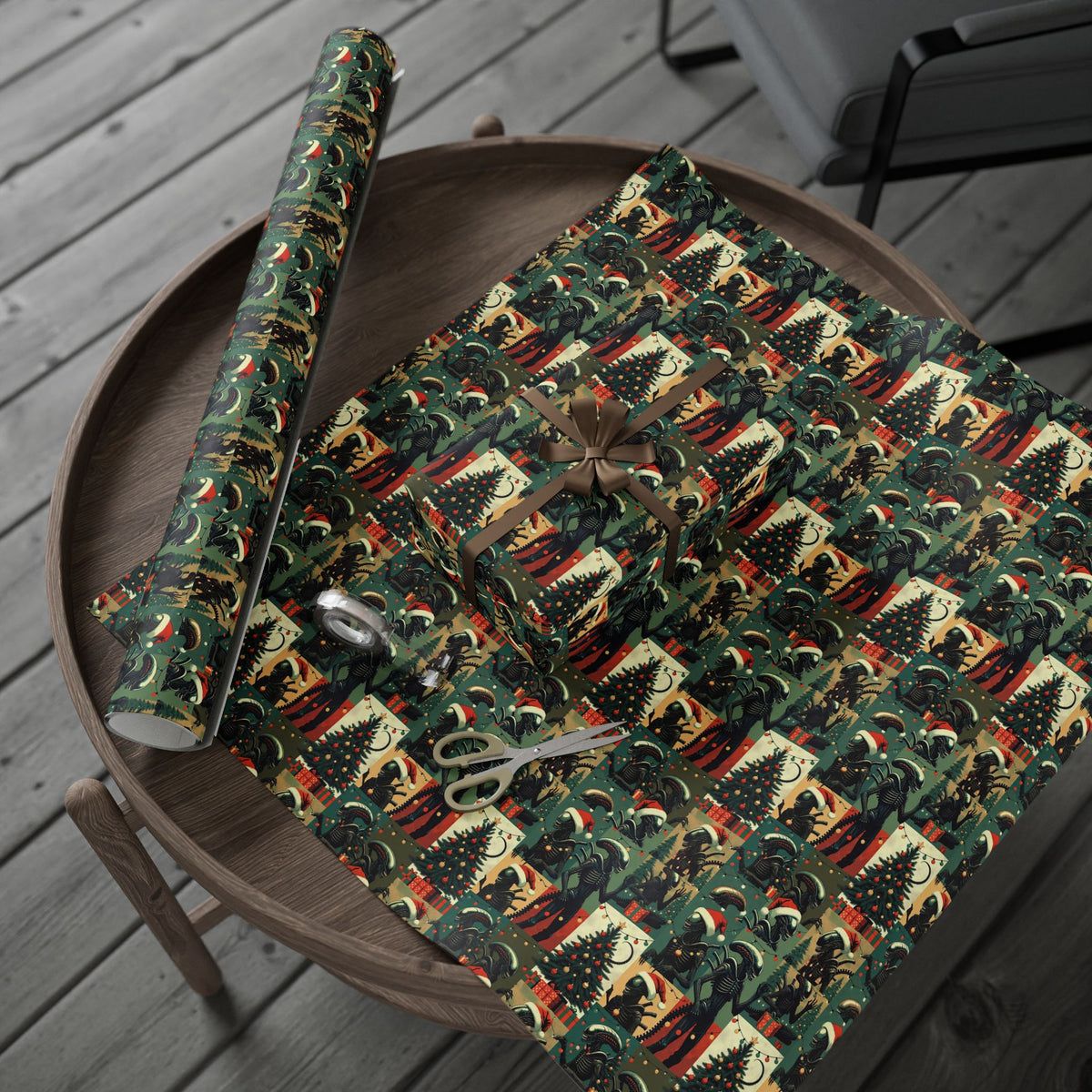 Vintage Christmas Alien Gift Wrap | Fun Christmas Wrapping Paper